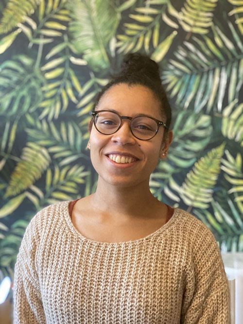 Coralie Singamy est chiropraticienne à Ferney Voltaire